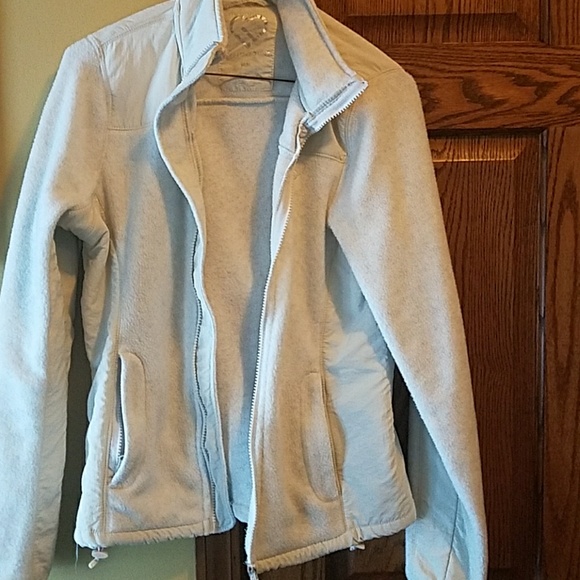 White fleece - Picture 1 of 3